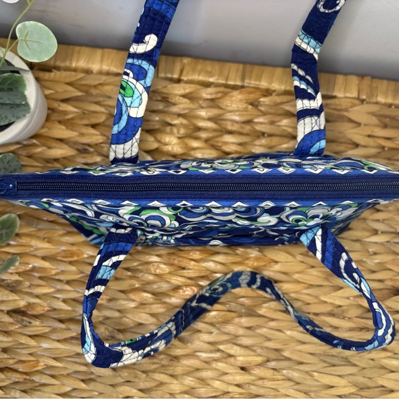 Vera Bradley Floral Blue Tote Bag - Picture 13 of 16